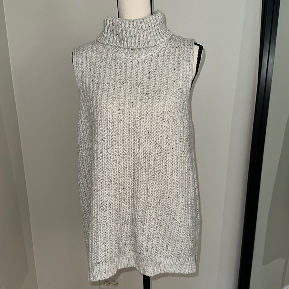 Gray Turtle Neck Knit Vest